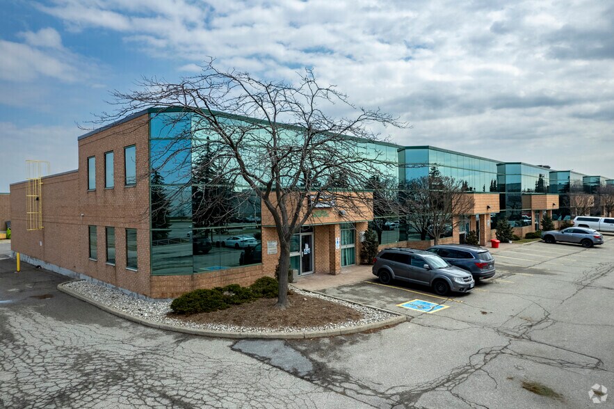 Primary Photo Of 151 Superior Blvd, Mississauga Warehouse For Lease
