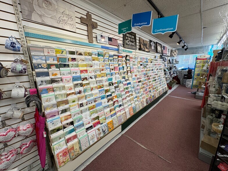 More Photos Of 416 Main St, Point Pleasant Storefront For Sale