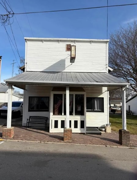 Primary Photo Of 113 E Washington St, New Madison Bar For Sale
