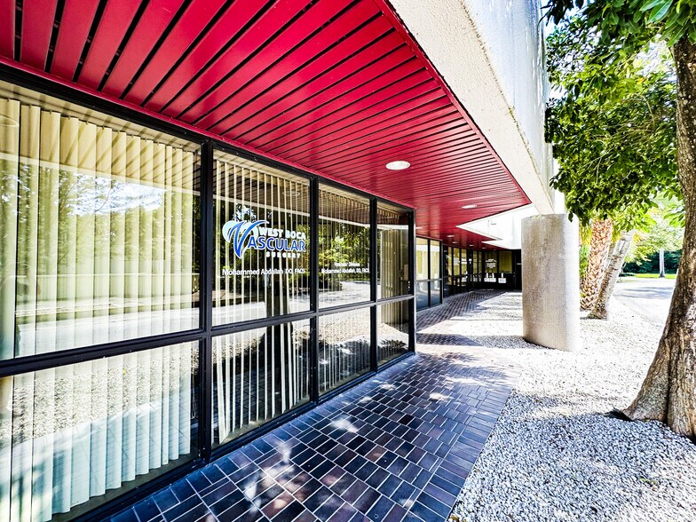 More Photos Of 3467 W Hillsboro Blvd, Deerfield Beach Office For Sale