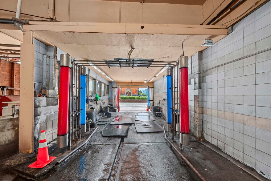 More Photos Of 709 Central Ave, Union City Industrial For Sale