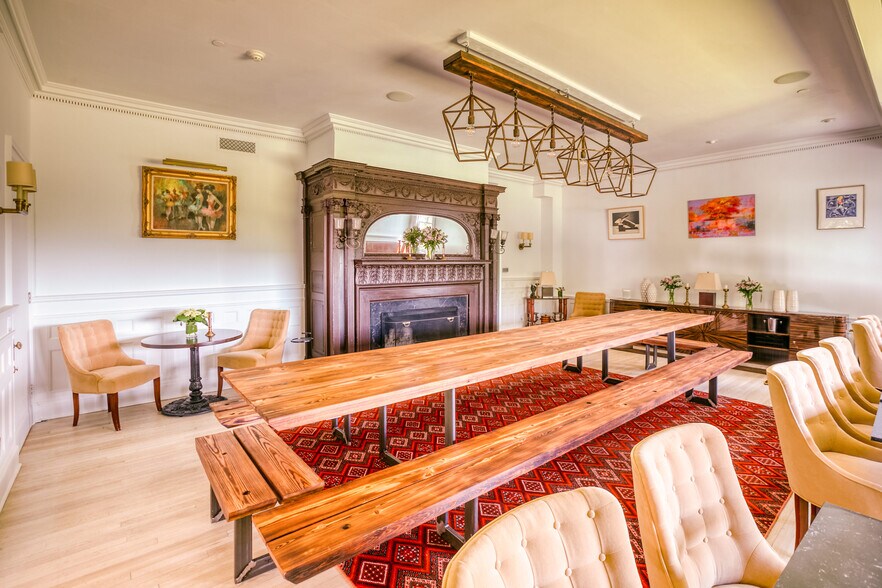 More Photos Of 2 Kemble St, Lenox Hotel For Sale