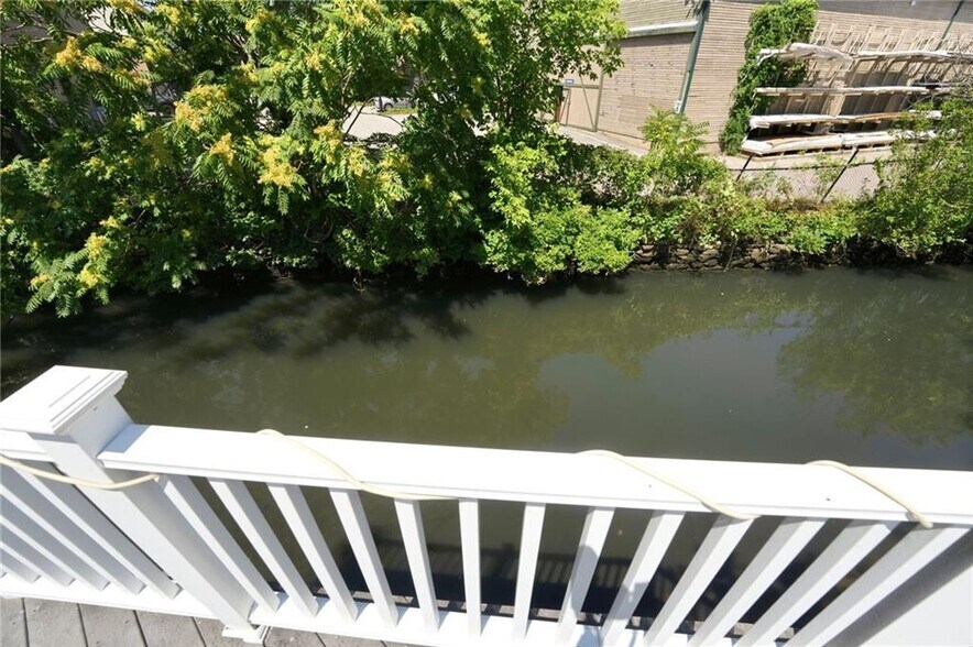 More Photos Of 3376 Post Rd, Warwick Restaurant For Sale