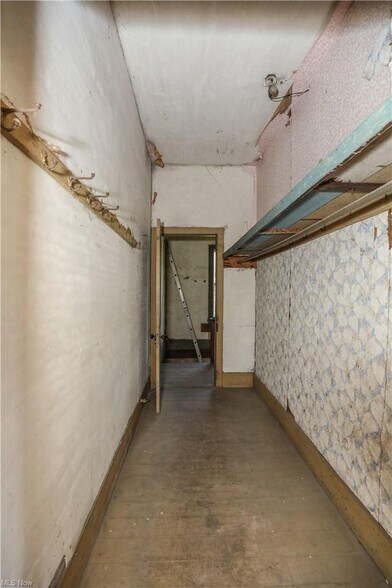 More Photos Of 9401 Tallmadge Rd, Diamond Hotel For Sale