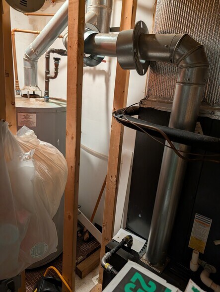 More Photos Of 1062 Main St, Holden Restaurant For Sale