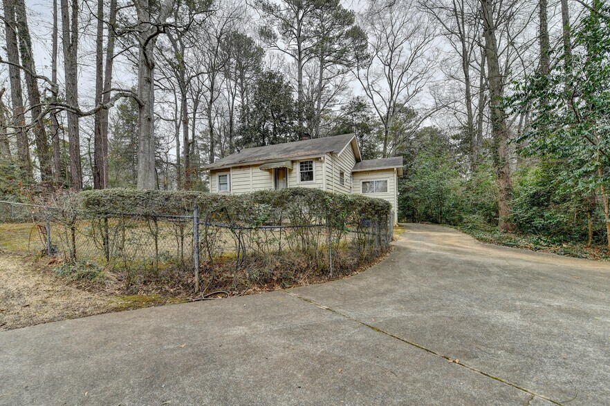 More Photos Of 3928 Wieuca Rd NE, Atlanta Land For Sale