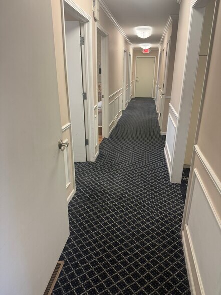 More Photos Of 1217 Kearney St, Port Huron Office For Sale