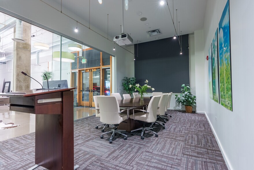 More Photos Of 2210 Blake St, Denver Apartments For Lease