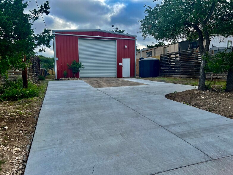 Primary Photo Of 15114 Iowa St, Austin Self Storage For Sale