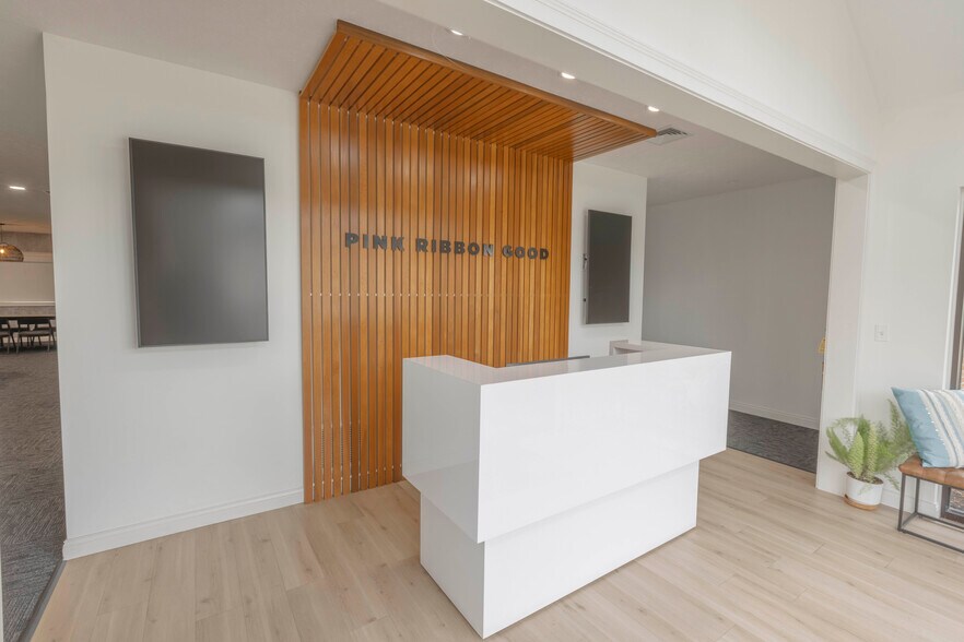 More Photos Of 350 Huls Dr, Englewood Office For Sale