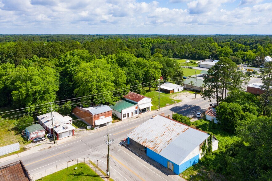 More Photos Of 242 Porcher Ave, Eutawville Freestanding For Sale