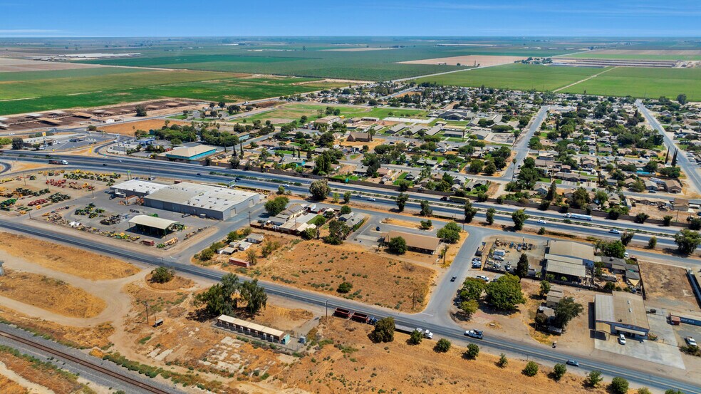 More Photos Of 210-284 N Burnett Rd, Tipton Land For Sale