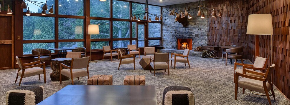 More Photos Of 2206 State Route 9N, Lake George Hotel For Sale