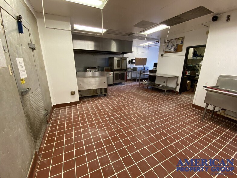 More Photos Of 406 US Highway 41 Byp N, Venice Restaurant For Lease
