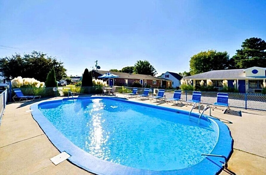 More Photos Of 6151 Maddox Blvd, Chincoteague Hotel For Sale