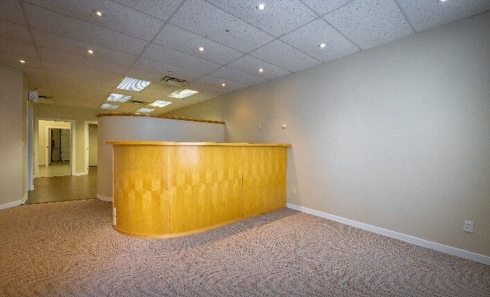 More Photos Of 3989 Henning Dr, Burnaby Research And Development For Sale