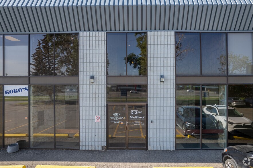 More Photos Of 4712 13th St NE, Calgary Warehouse For Lease