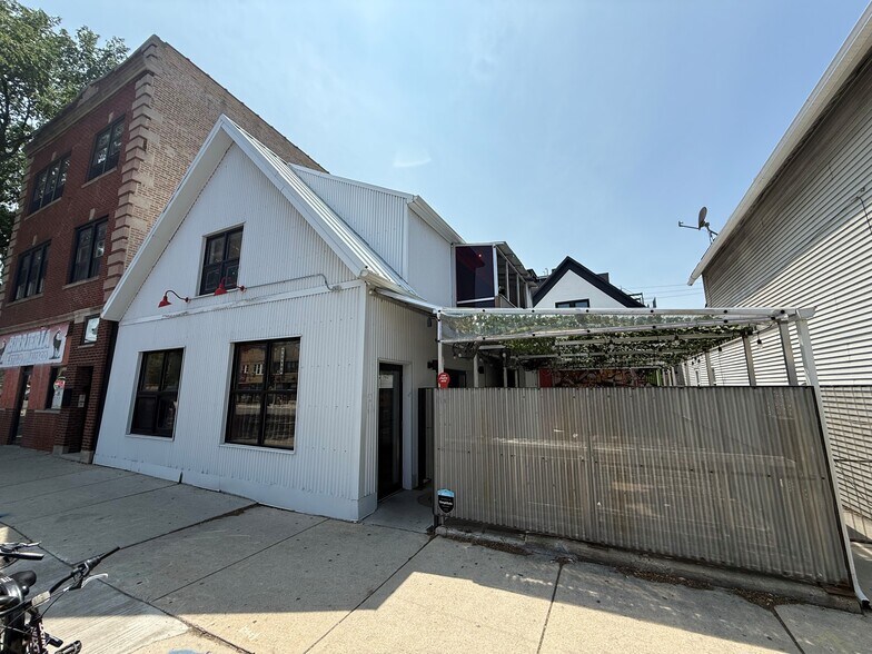 More Photos Of 2234-2236 N Western Ave, Chicago Apartments For Lease