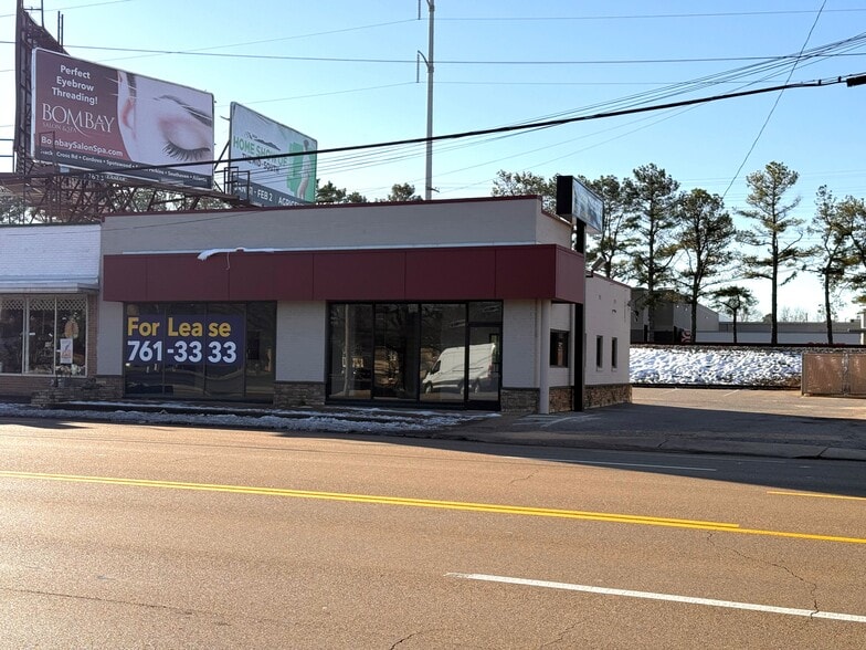 Primary Photo Of 4759 Poplar Ave, Memphis Freestanding For Lease
