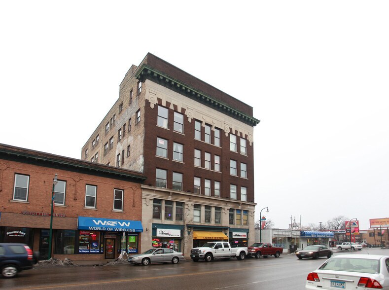 More Photos Of 711 W Lake St, Minneapolis Loft Creative Space For Sale