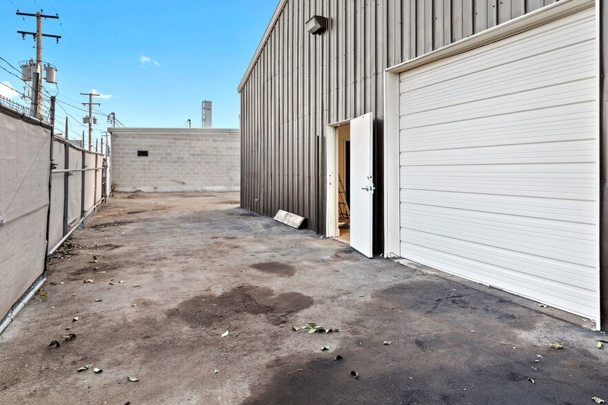 More Photos Of 2310 S Jason St, Denver Service For Sale
