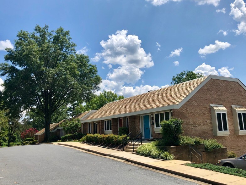 More Photos Of 12000-12018 Veirs Mill Rd, Silver Spring Medical For Lease