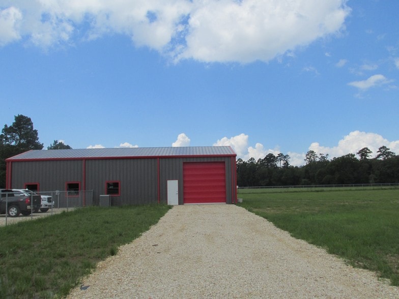 More Photos Of 4320 W FM 1988, Livingston Self Storage For Sale