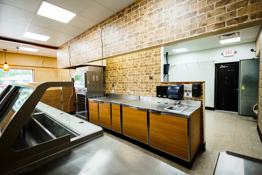 More Photos Of 417 N Saint John St, Bethany Restaurant For Sale