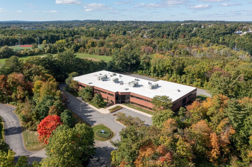 More Photos Of 6 Riverside Dr, Andover Research And Development For Lease