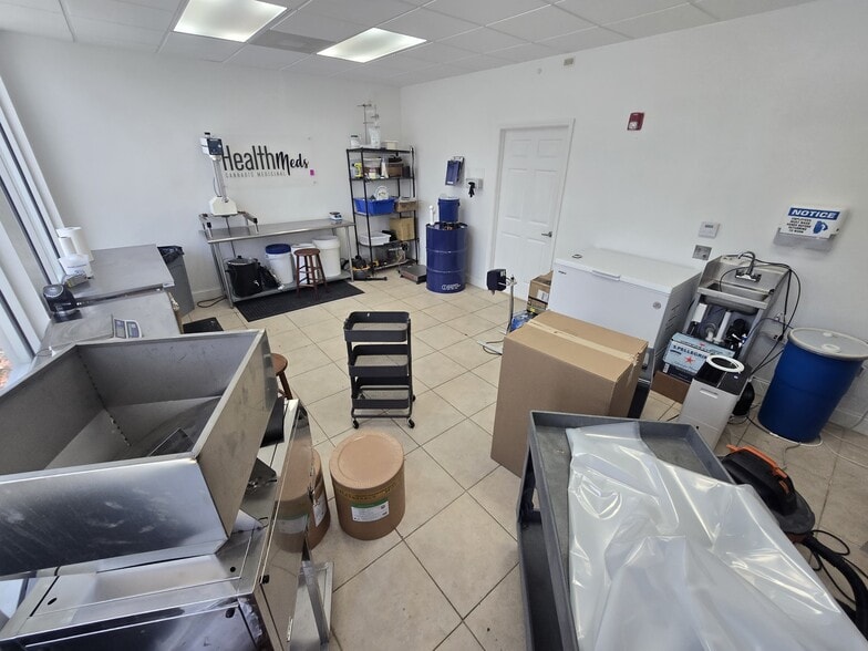 More Photos Of 3760-3788 NW 124th Ave, Coral Springs Light Distribution For Sale