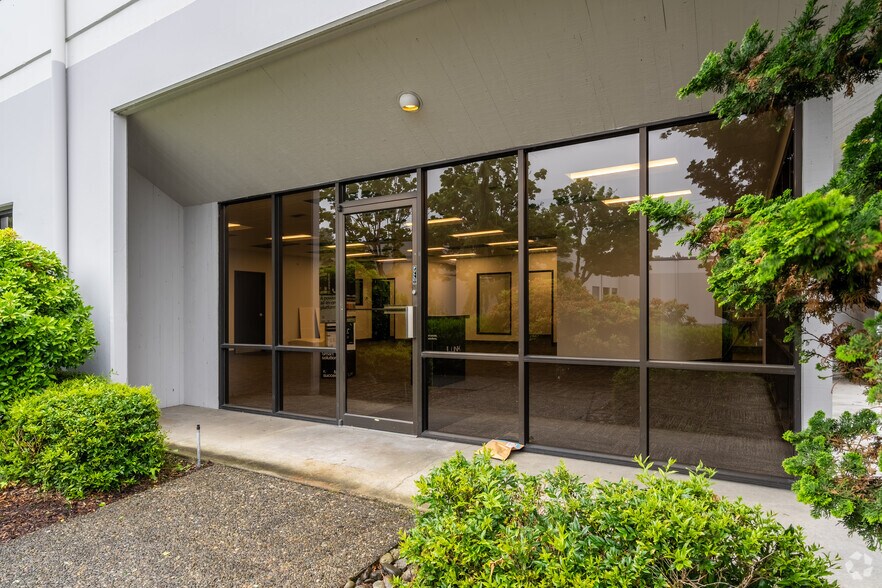 More Photos Of 22441-22477 72nd Ave S, Kent Unknown For Lease