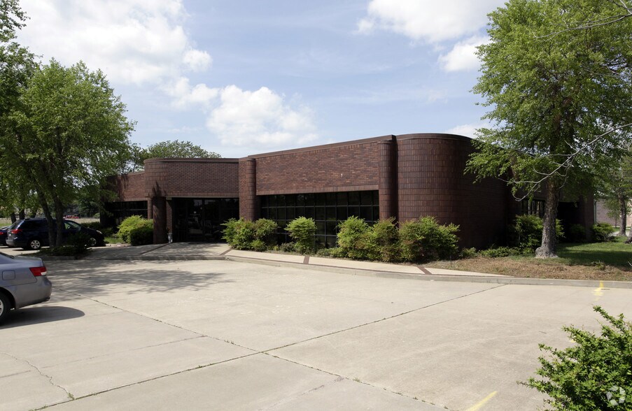 Primary Photo Of 6940 S Utica Ave, Tulsa Office For Sale