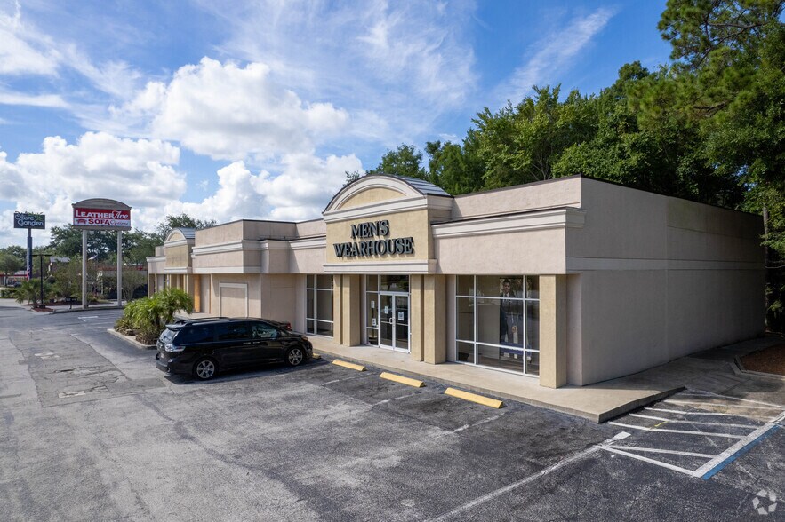 More Photos Of 10140 Philips Hwy, Jacksonville Freestanding For Sale
