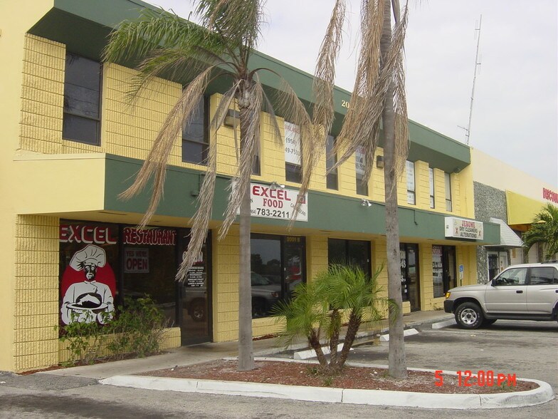 More Photos Of 2001 N Dixie Hwy, Pompano Beach Storefront Retail Office For Lease