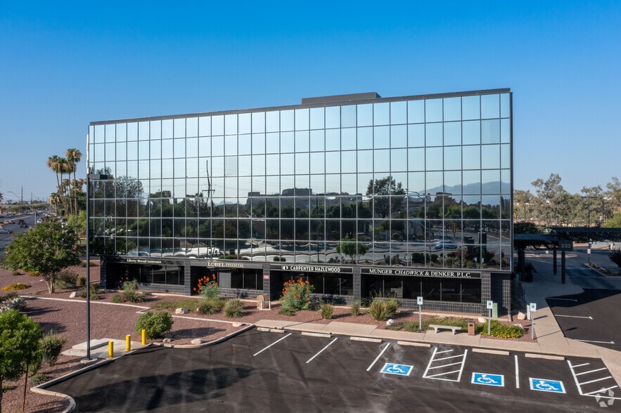 More Photos Of 333 N Wilmot Rd, Tucson Office For Lease