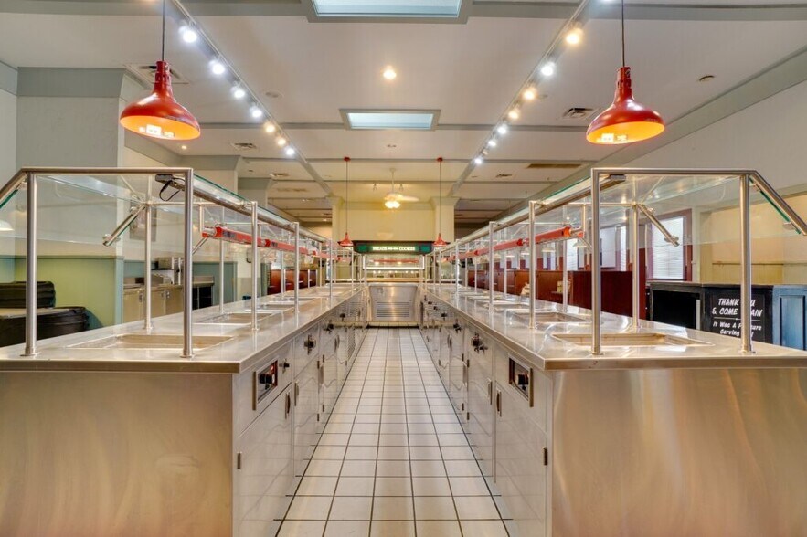 More Photos Of 2103 N Broadway, Poteau General Retail For Sale