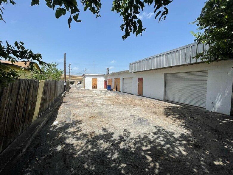 More Photos Of 2616 SW Loop 410, San Antonio Flex For Sale