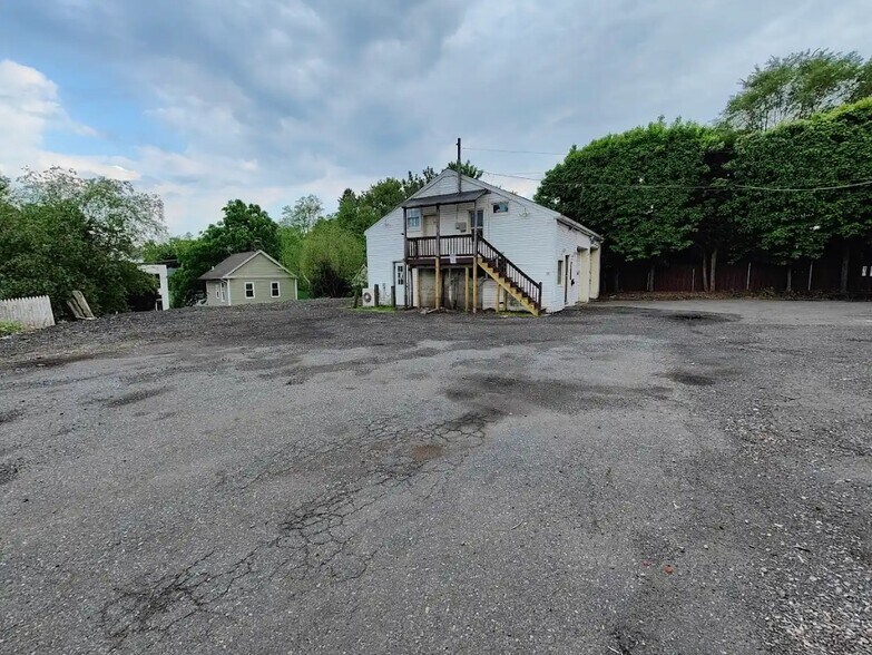 More Photos Of 56 Park Ave, Summit Auto Repair For Lease