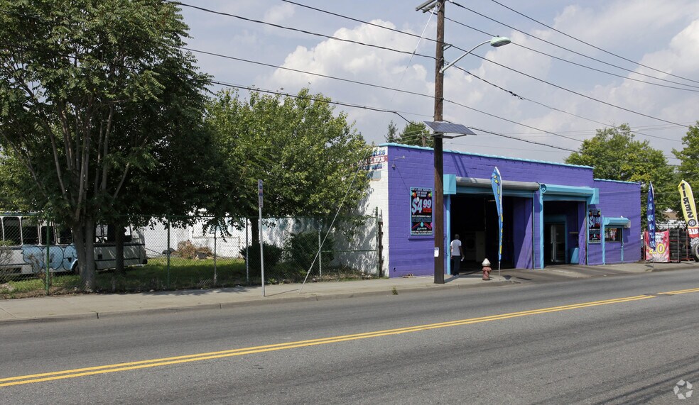 More Photos Of 590-596 Grand St, Jersey City Carwash For Lease