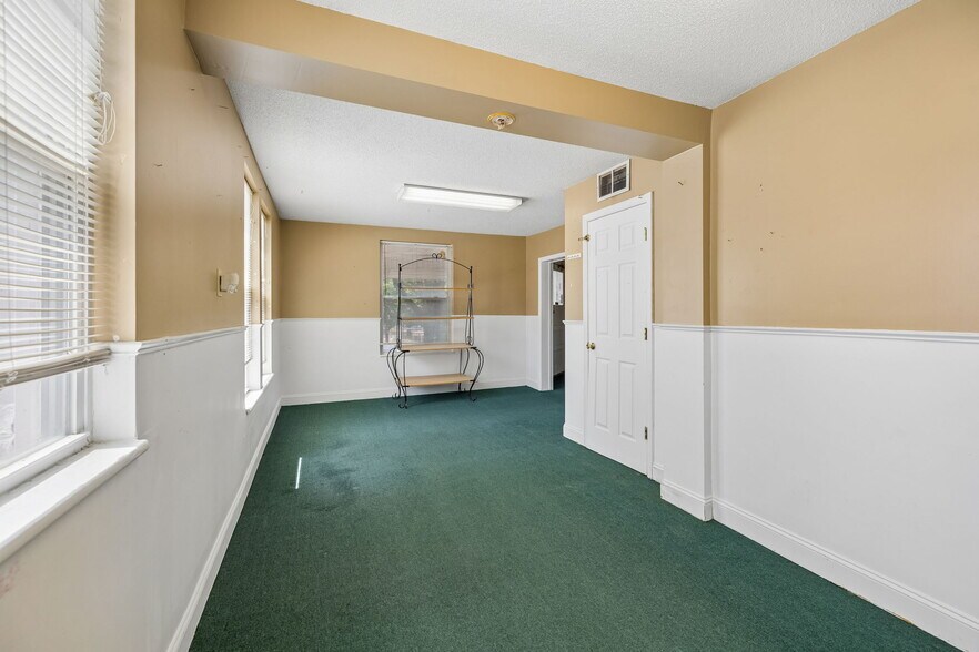 More Photos Of 270 Central Ave, Cleveland Storefront Retail Residential For Sale