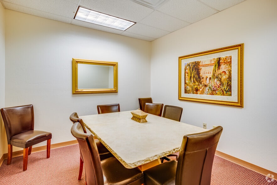 More Photos Of 711 E Carefree Hwy, Phoenix Unknown For Lease