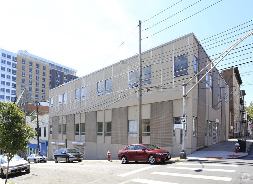 More Photos Of 145 N 5th Ave, Mount Vernon Office For Sale