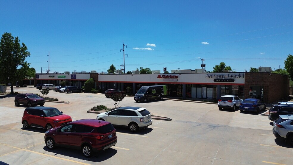 More Photos Of 6444 NW Expressway St, Oklahoma City Unknown For Lease