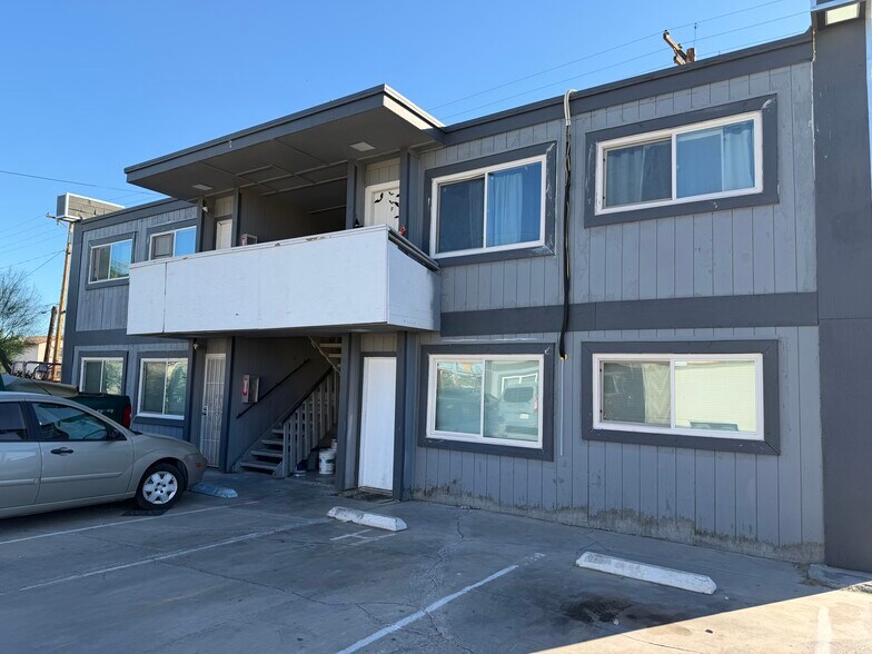 More Photos Of 700 Blair Ave, Calexico Apartments For Sale