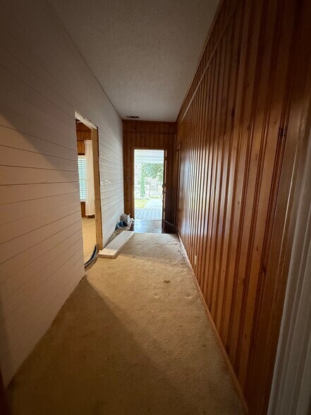 More Photos Of 630 Meinhard Rd, Port Wentworth Office For Lease