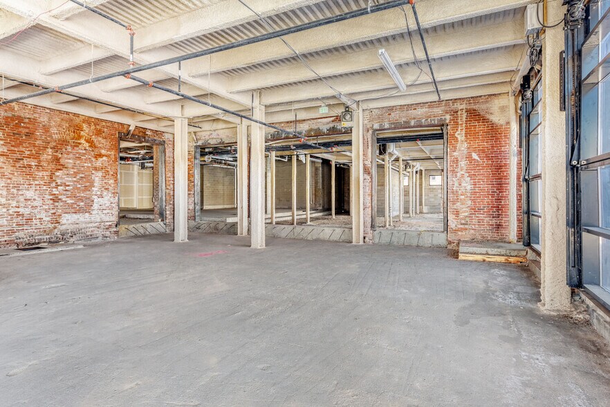 More Photos Of 1665 N Pearl St, Denver Apartments For Sale