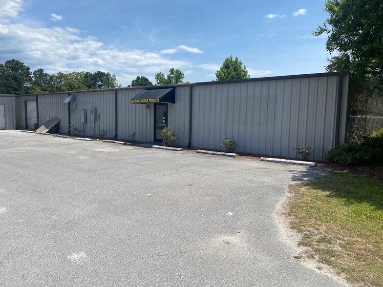 Primary Photo Of 120 Leslie Ln, Swansboro Showroom For Sale