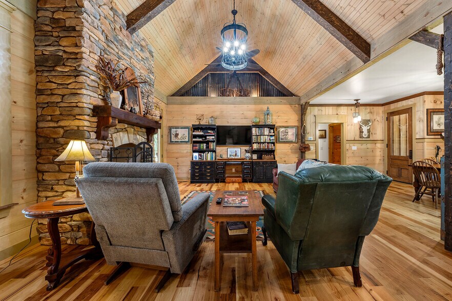 More Photos Of 1638 Old Minor Rd, Culloden Specialty For Sale