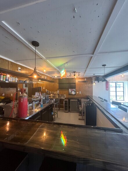 More Photos Of 3503 Us-301, Ellenton Restaurant For Lease