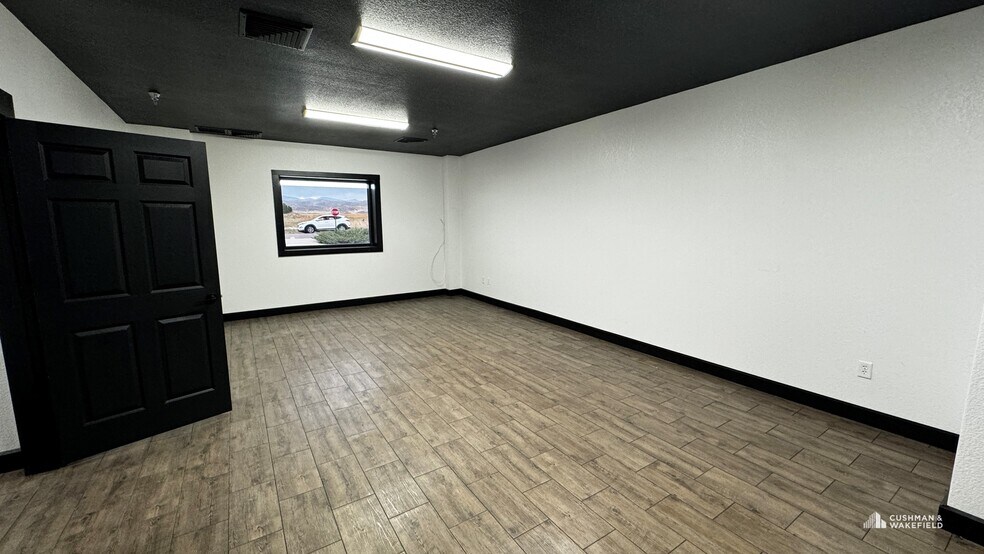 More Photos Of 599 W 71st St, Loveland Industrial For Sale